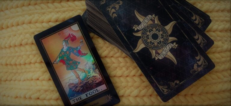 the-fool-tarot-card-meaning-esoteric-hut