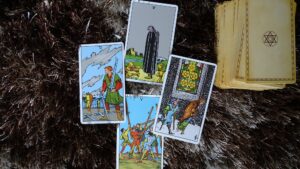 Cards of Five in Tarot
